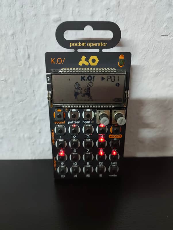 Teenage Engineering Pocket Operator PO-33 detail
